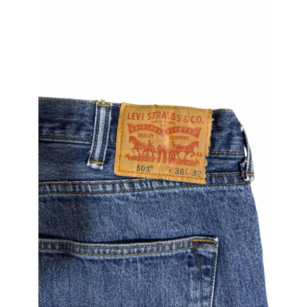 Levi’s 501 XX Jeans Men's 38X32 Button Fly Straight Leg Blue Made in Haiti EUC